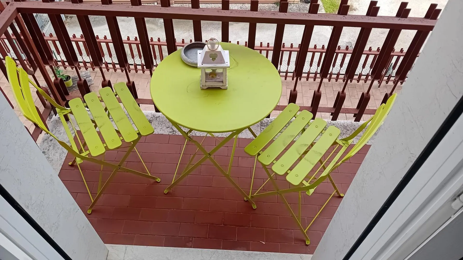 Garda City Home Family Apartments