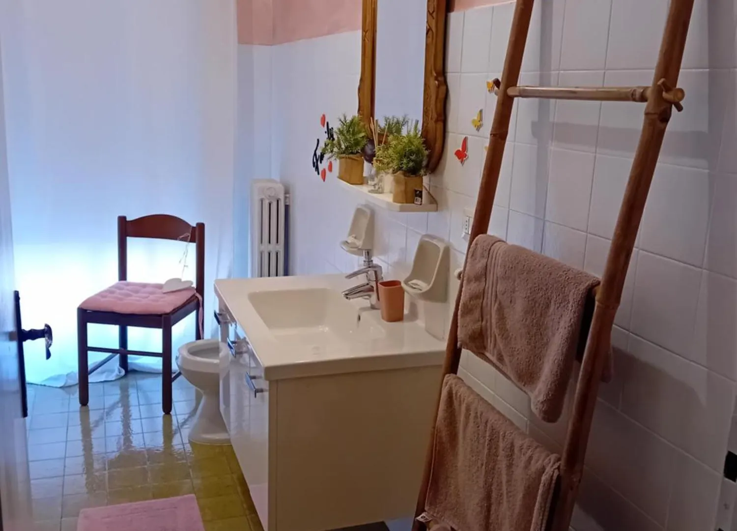 Garda City Home Family Apartments  가르다
